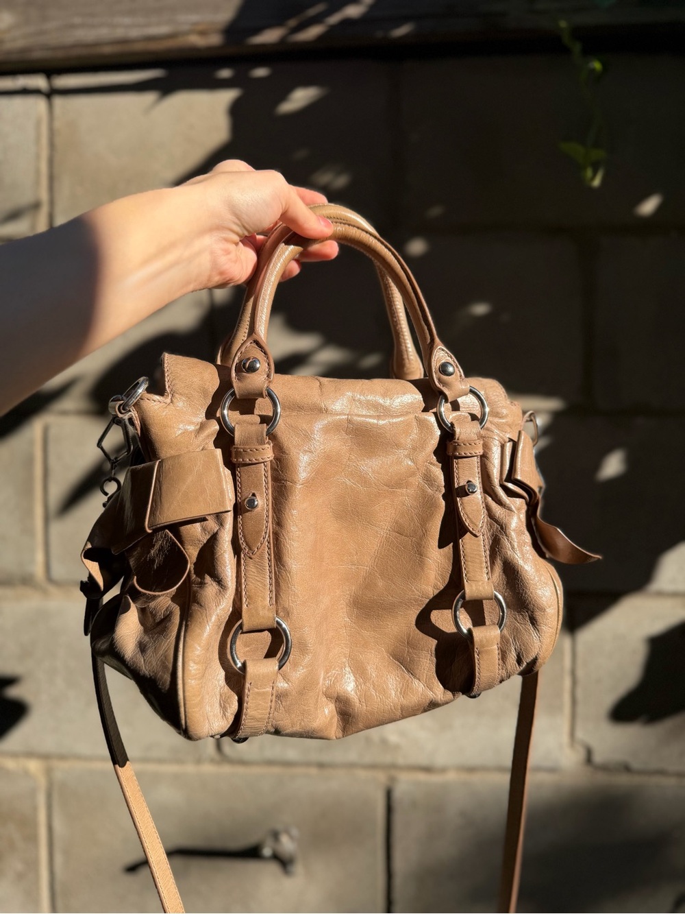 Miu Miu Vitello Lux Bow Satchel Calfskin Leather | Authentic | Beige Colour - Picture 2 of 9